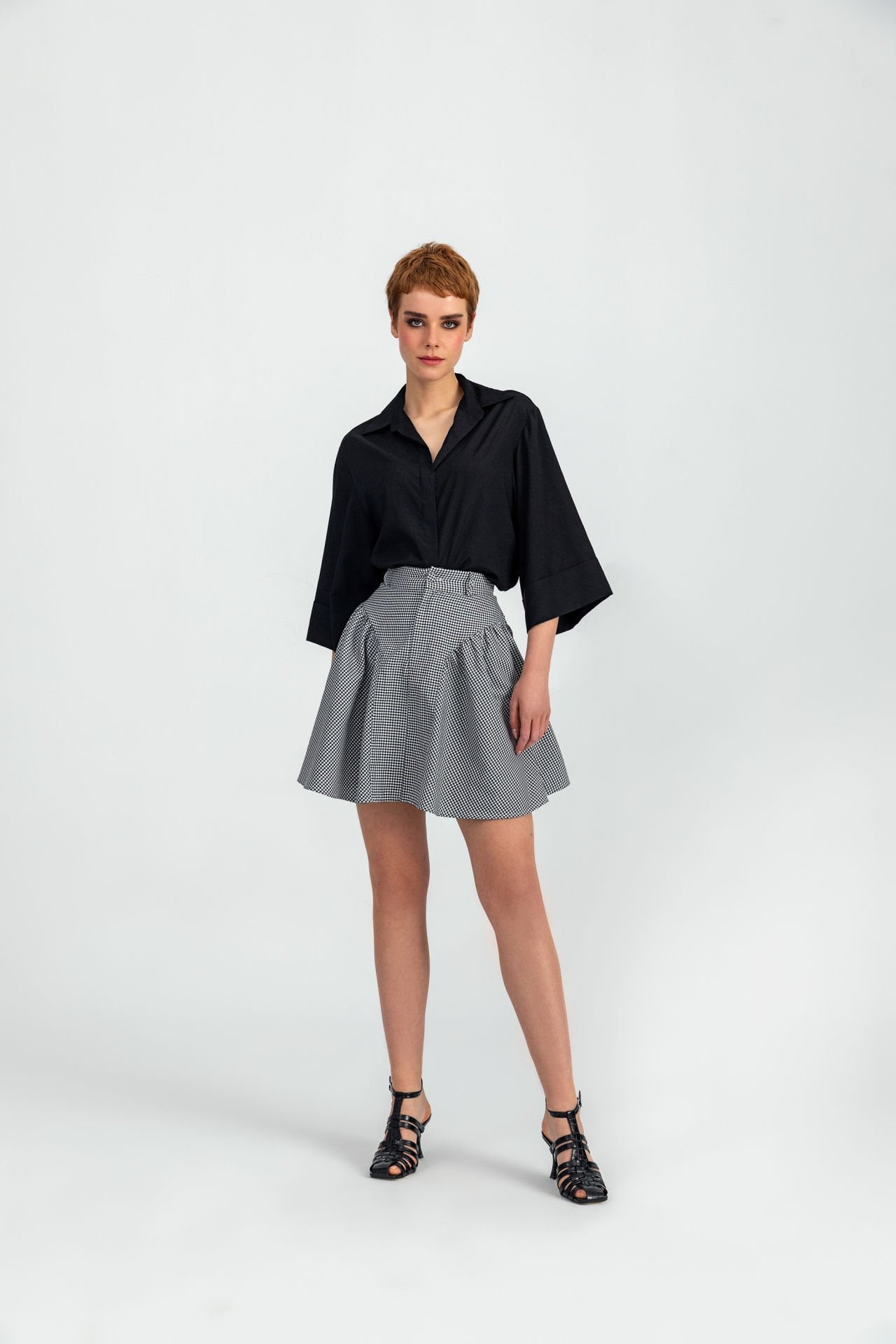 Isabel Negro Blanco Pequeño Vichy