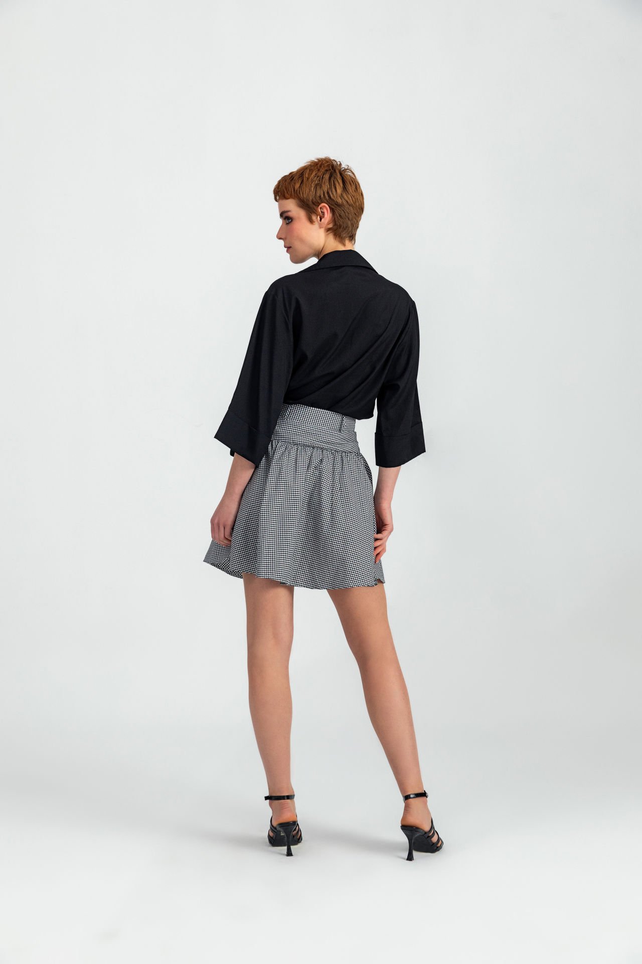 Isabel Negro Blanco Pequeño Vichy